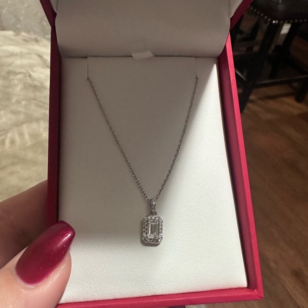NIB- Vintage Sterling Silver‎ Necklace with Pendant - Picture 4 of 9